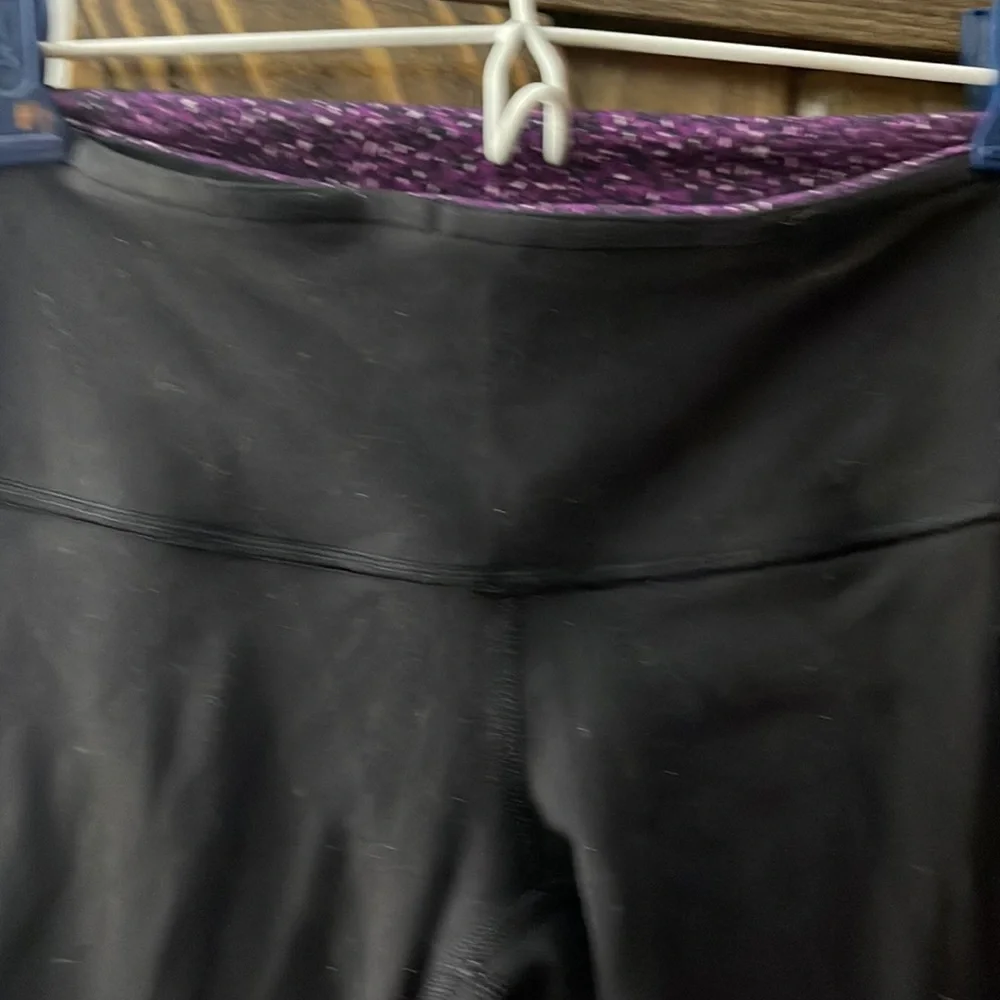 Lululemon - Picture 2 of 5